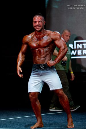 MEN`S PHYSIQUE 174